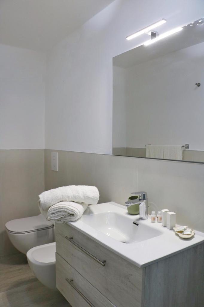Albergo"Villa Biscotti" เปสคีชี ภายนอก รูปภาพ