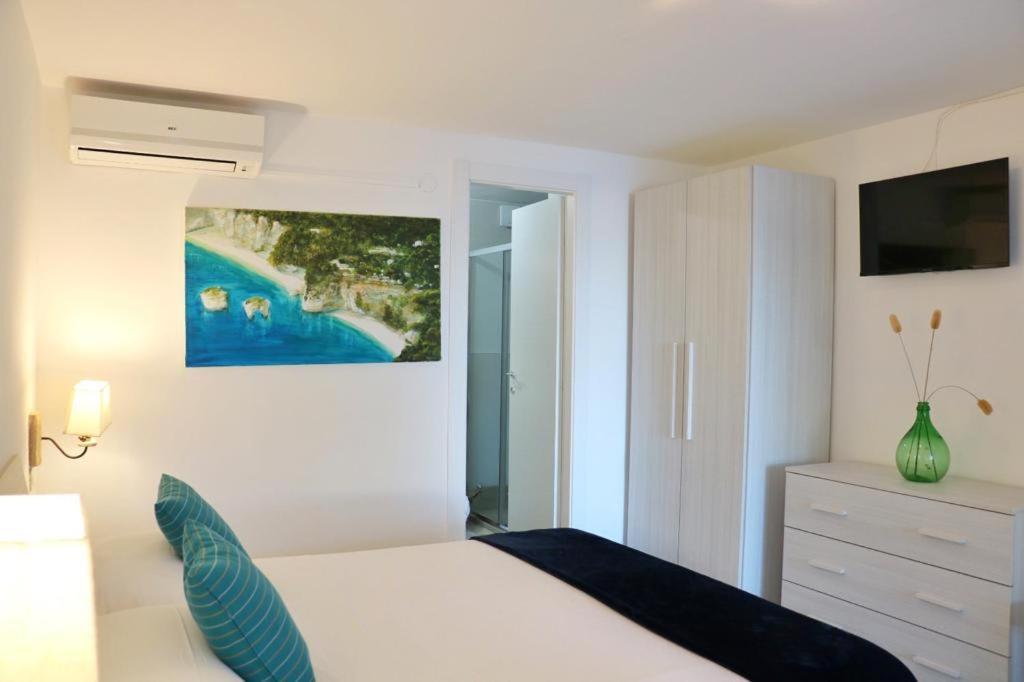 Albergo"Villa Biscotti" เปสคีชี ภายนอก รูปภาพ